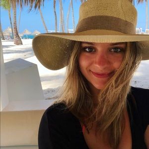 Meet your Posher, Allison